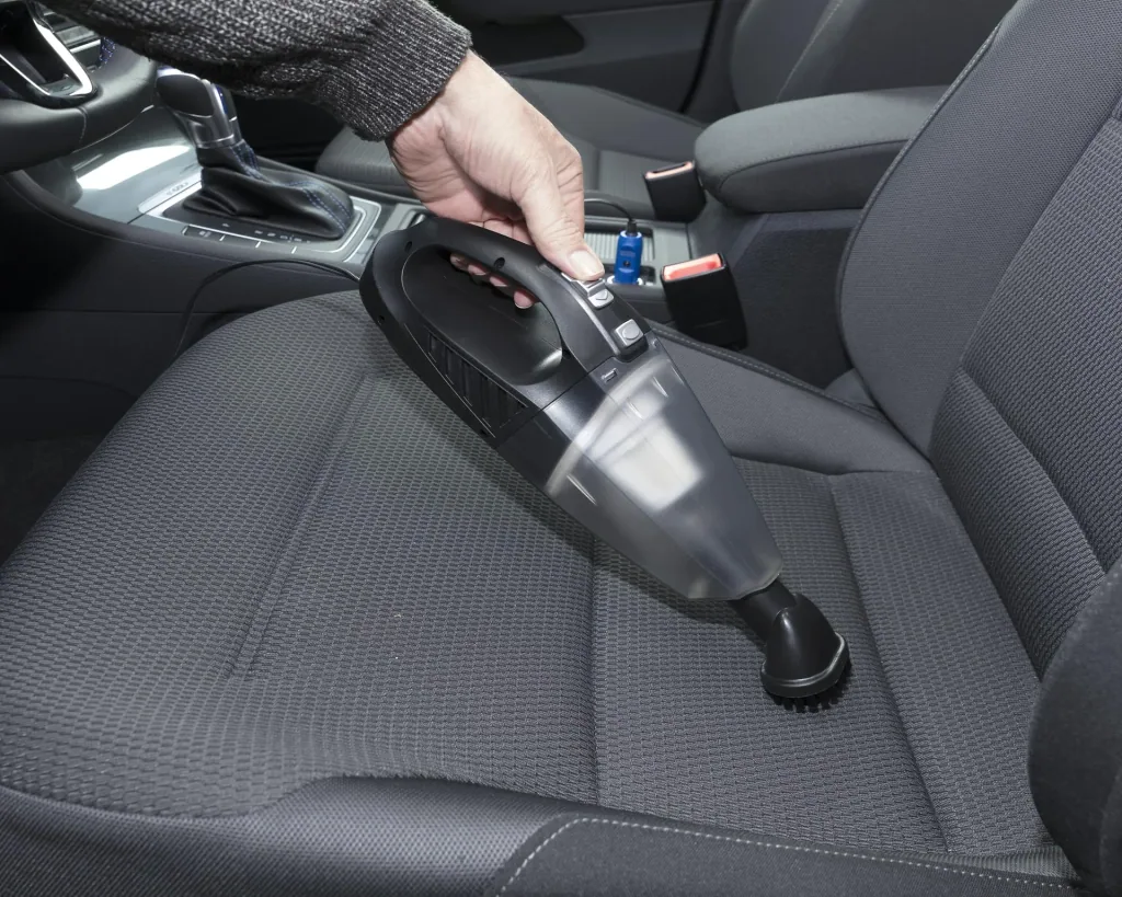 12 volt vacuum cleaner
