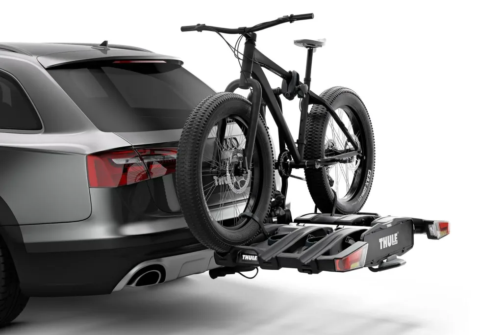 EasyFold XT 3 Black Edition bike rack for three bikes including loading ramp, storage bag and rim protection adapter