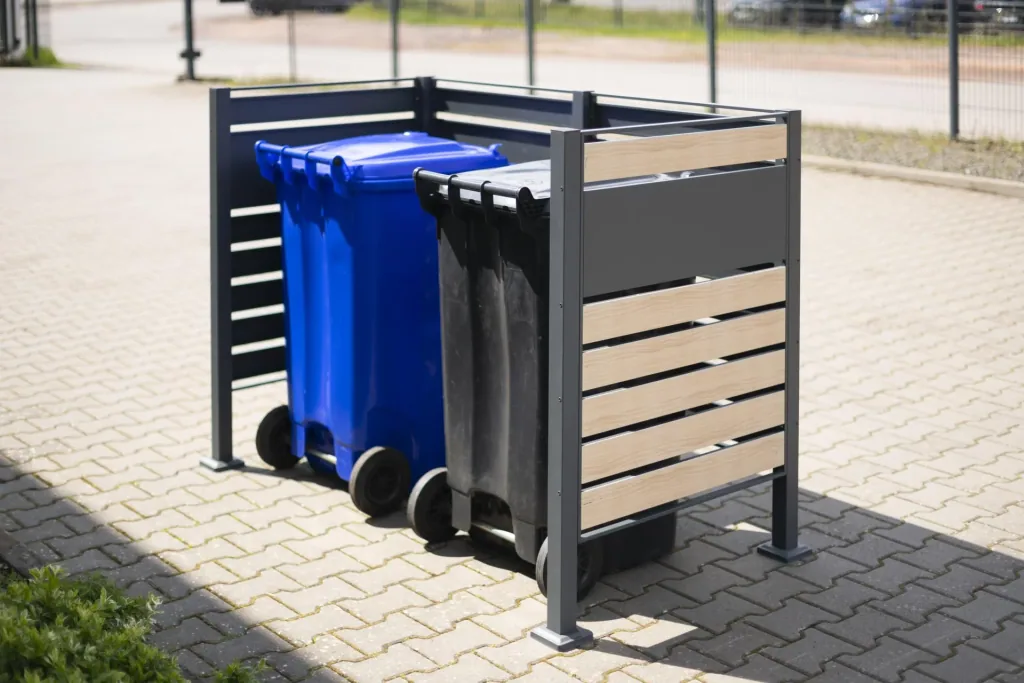 Garbage can cover Planum 2-box, 120 cm, wood look