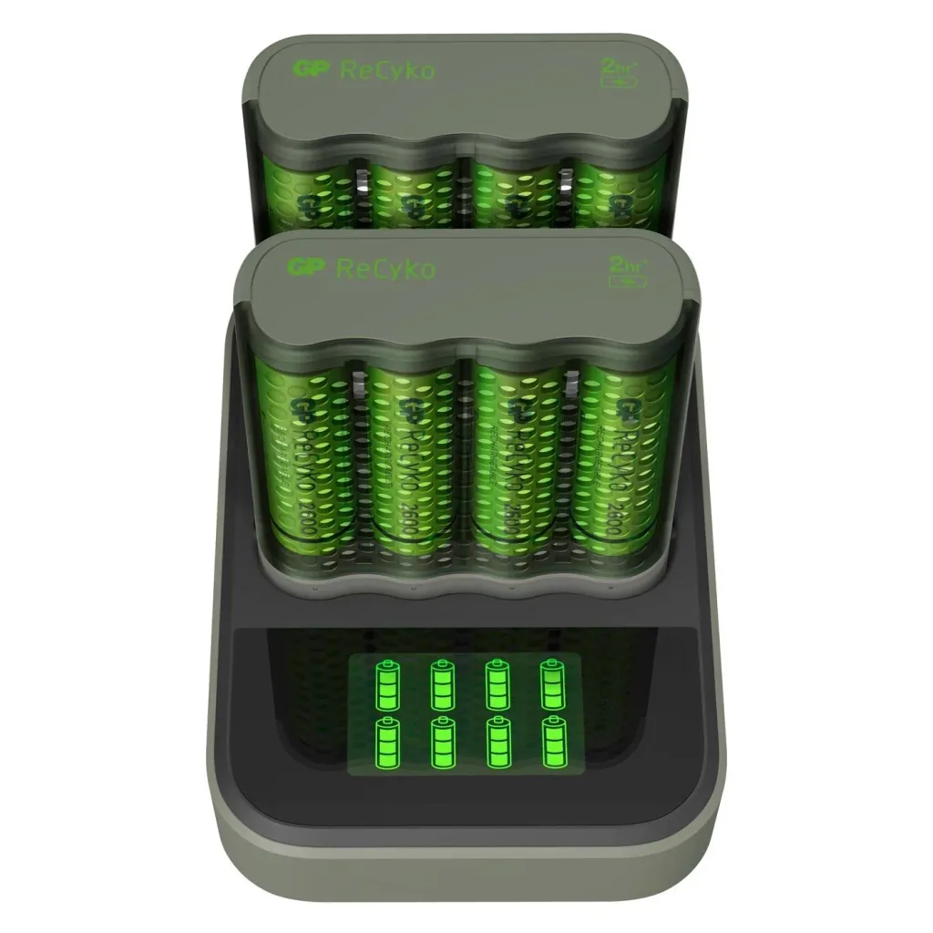 USB fast charger with docking station, LCD charge level display for 4 AA / AAA NiMH batteries including 8 ReCyko (AA) 2600mA