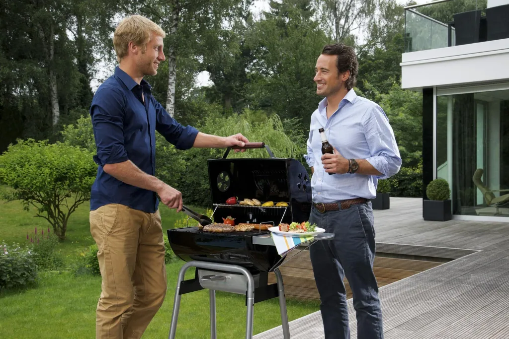 Charcoal grill "Black Taurus 440"