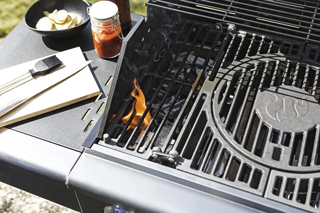 Gas & charcoal grill, Triton 4.1 coaL, 4 adjustable burners