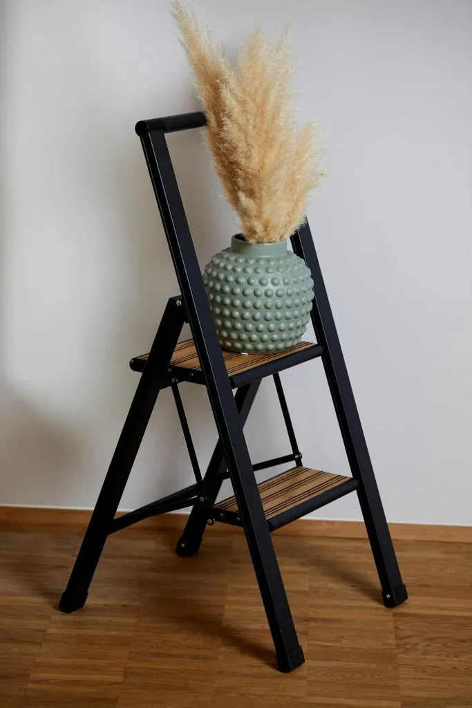 Aluminium design folding stepladder 2-step black, non-slip household ladder, safety stepladder