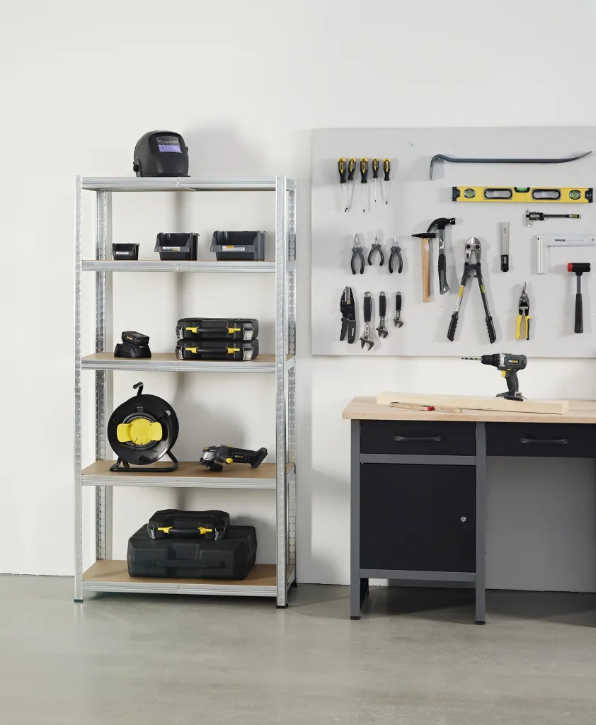 Heavy-duty shelving 175 kg per shelf, silver