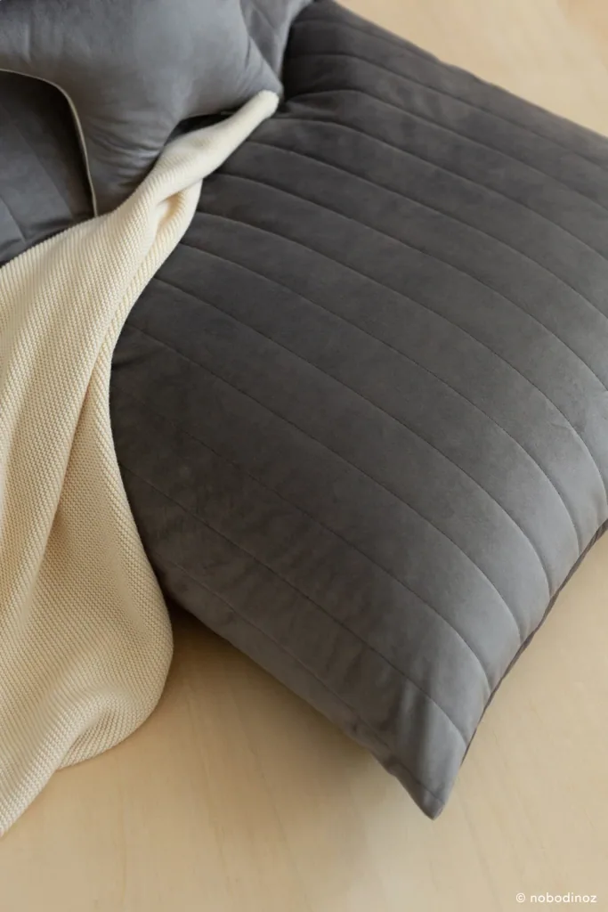 Nobodinoz beanbag "Essaouira" velvet slate grey