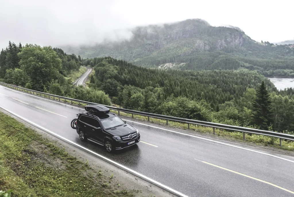 Roof box Motion XT Sport Black Glossy