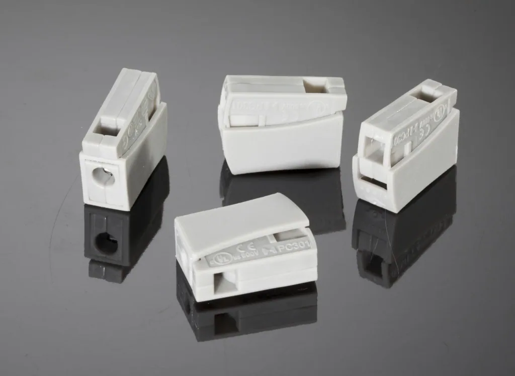 Lighting terminals, 100 pcs., 2.5 mm², double, white