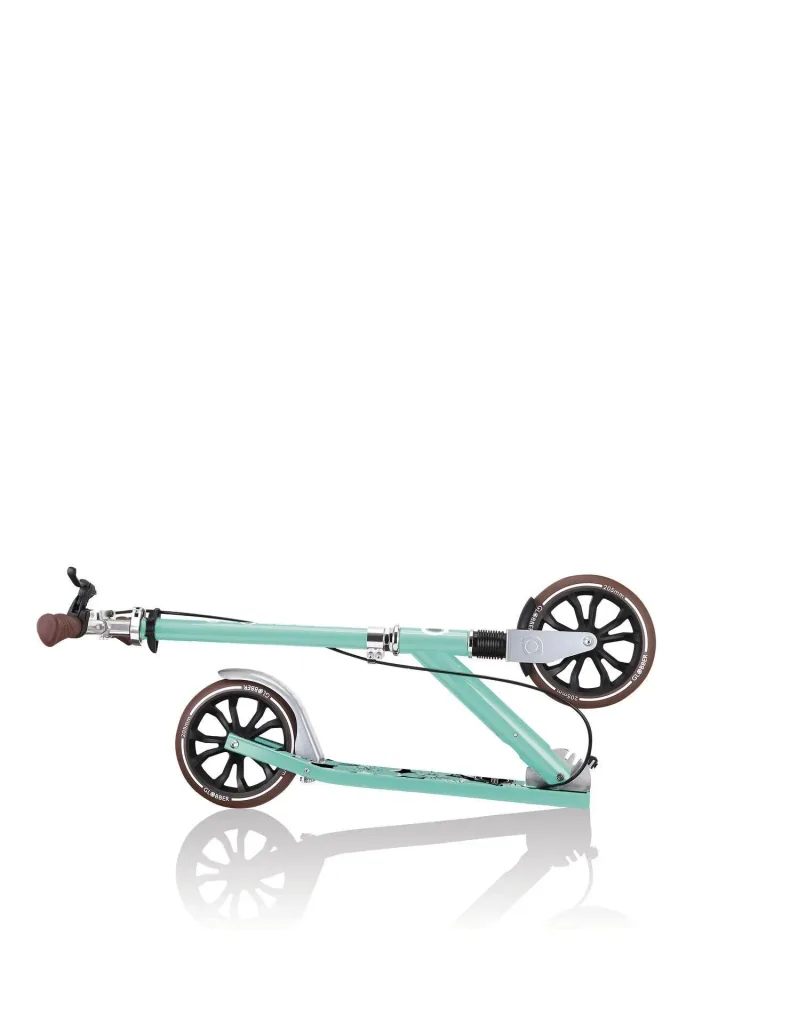 NL 205 Deluxe scooter, 205 mm, ABEC 7, handbrake, height adjustable, front suspension, folding mechanism, mint