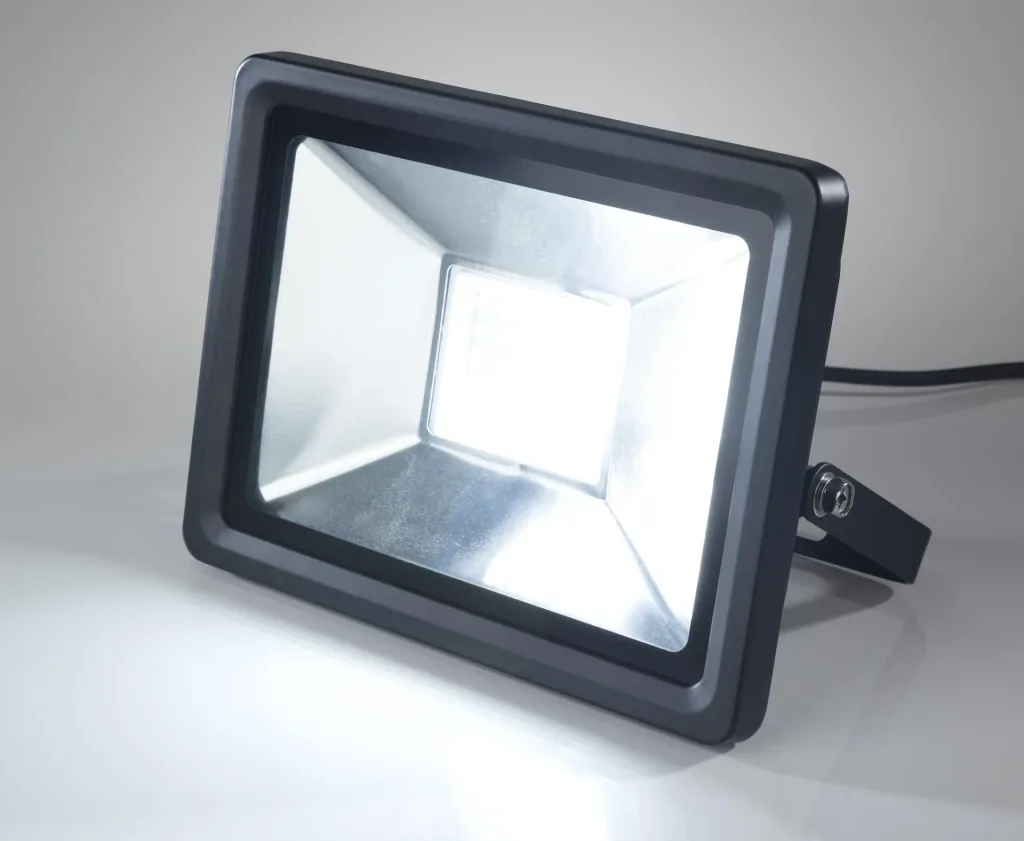 LED Fluter, 30 Watt, 2400 Lumen, IP65