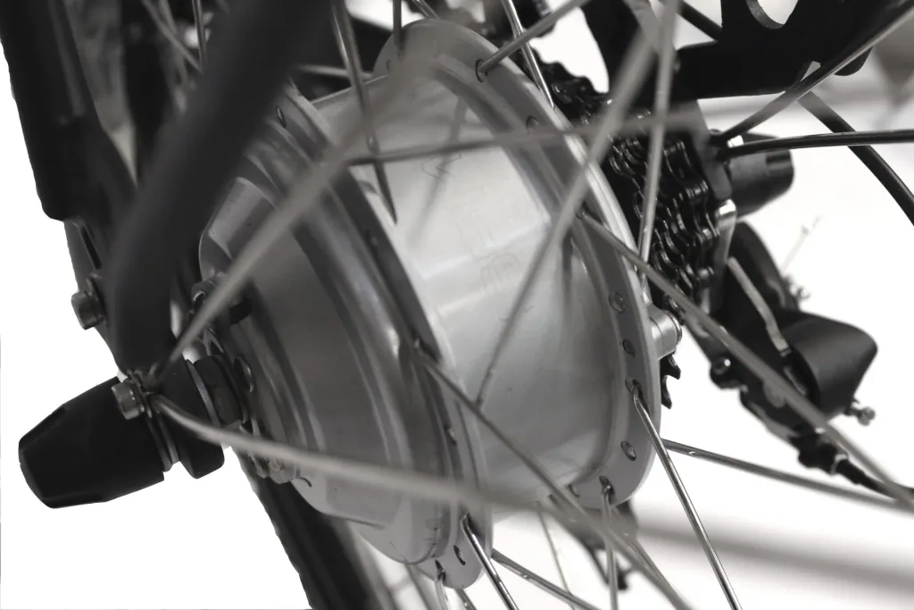 Men's Trekking E-Bike, 28 inches, frame height 50 cm, 7-speed derailleur, matte silver, Eifel