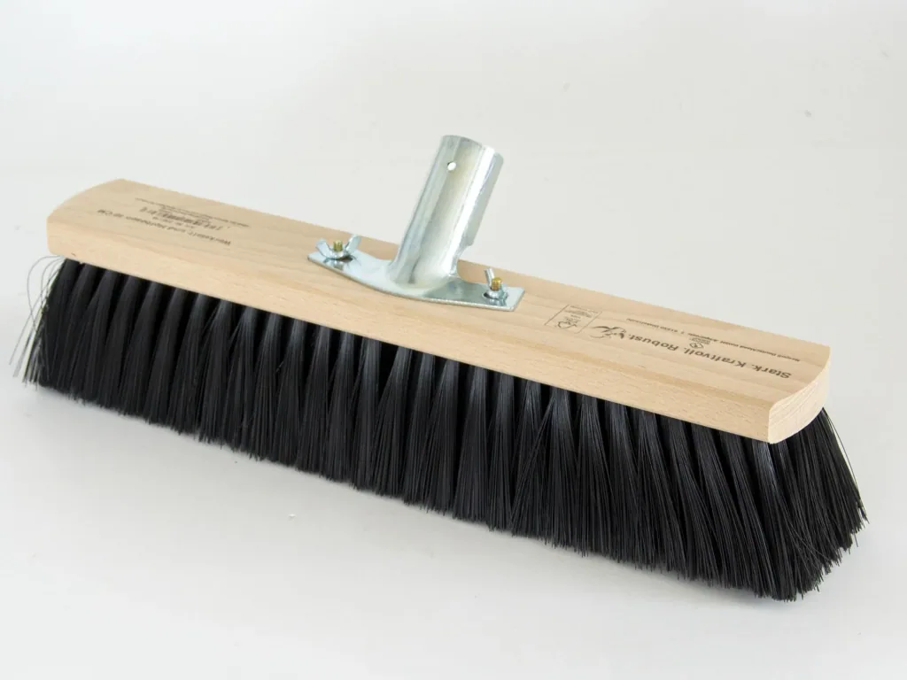 Professional workshop and hall broom with synthetic bristles, 60 cm