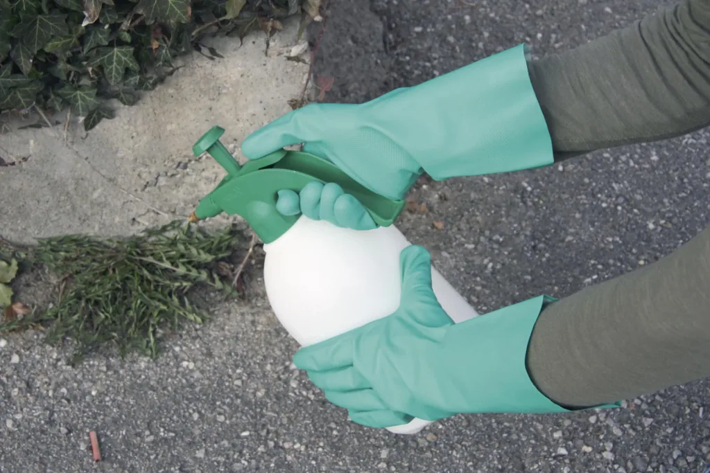 Protective gloves for plant protection and biocides - size 9