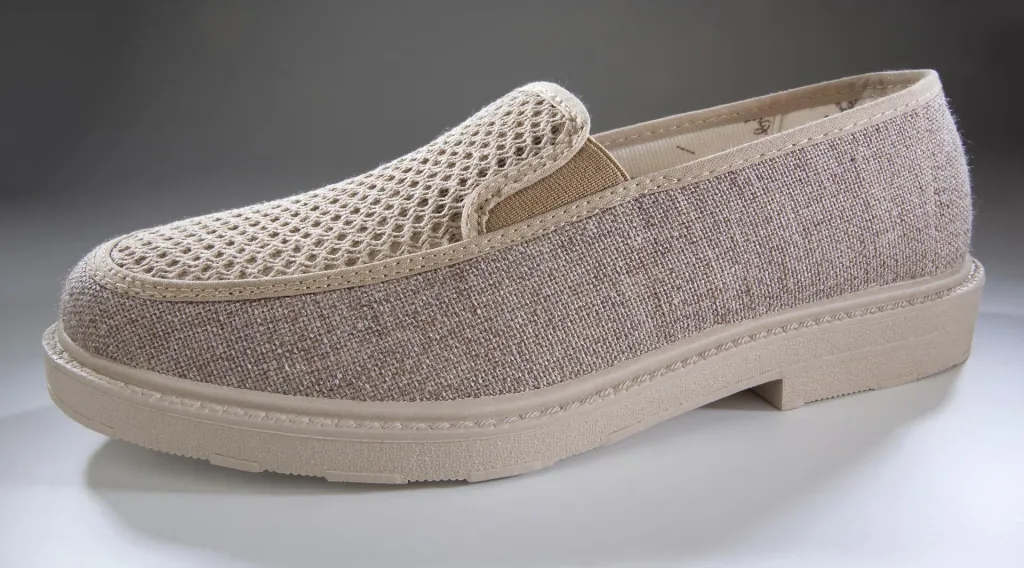 Climate slippers, color natural, size 39