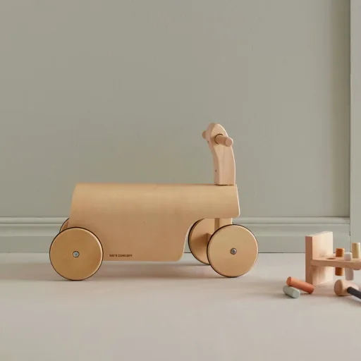 Kids Concept samochód ze zjeżdżalnią AIDEN drewno naturalny