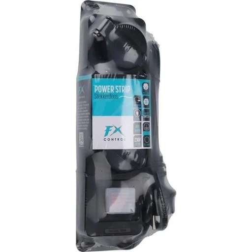 Outdoor power strip 3-way black