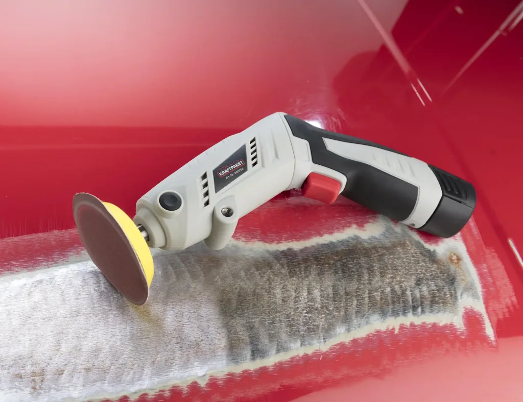 Cordless polisher - 10.8 volts
