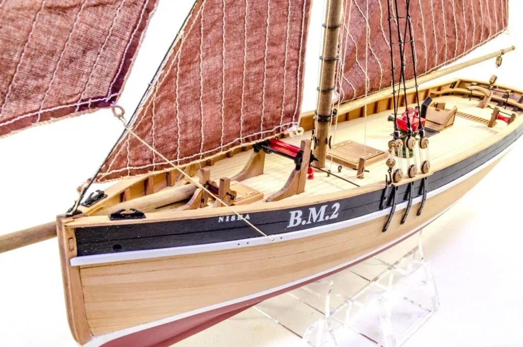 Nisha - Brixham Mumble Bee kit in 1:64 scale