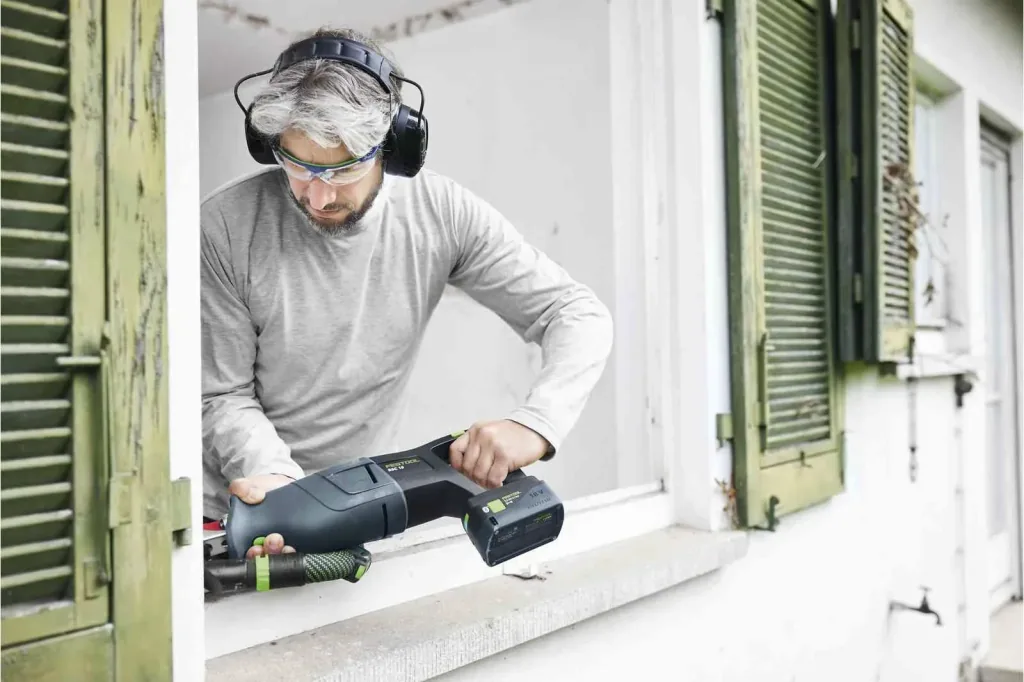 Cordless reciprocating saw RSC 18 EB-Basic