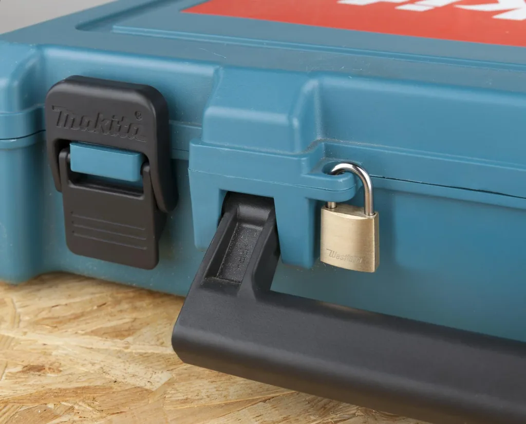 4-piece lock set *Free*