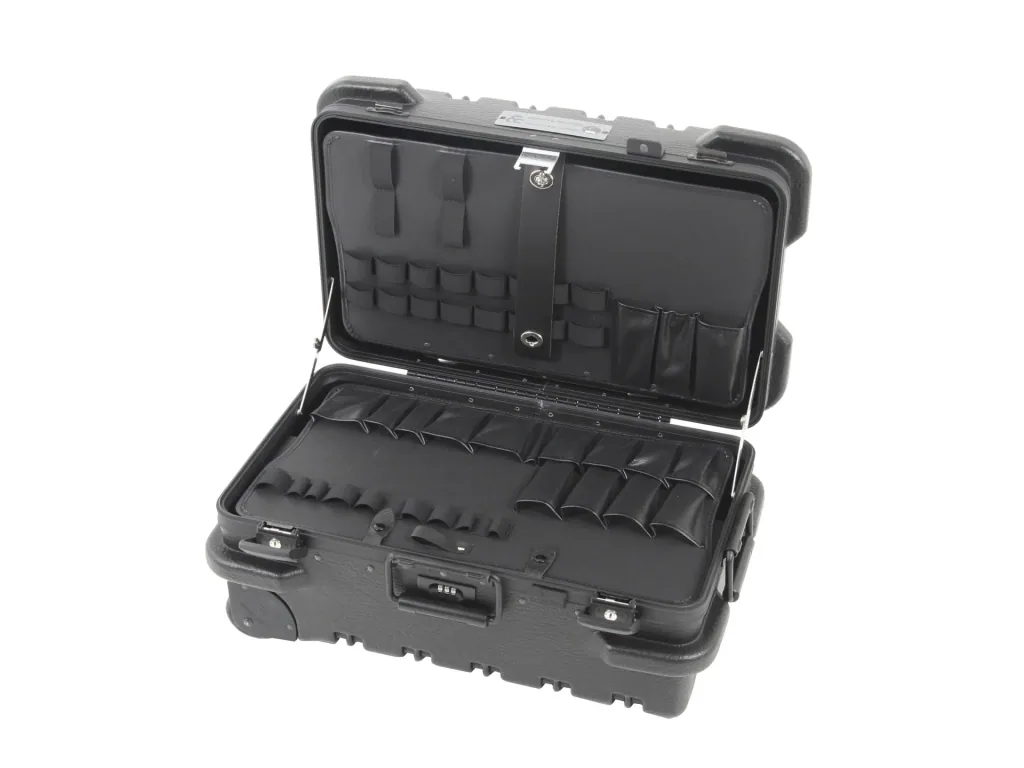 Tool case CHICAGO CASE 5510, 39 liters, shatter-proof with integrated roller system