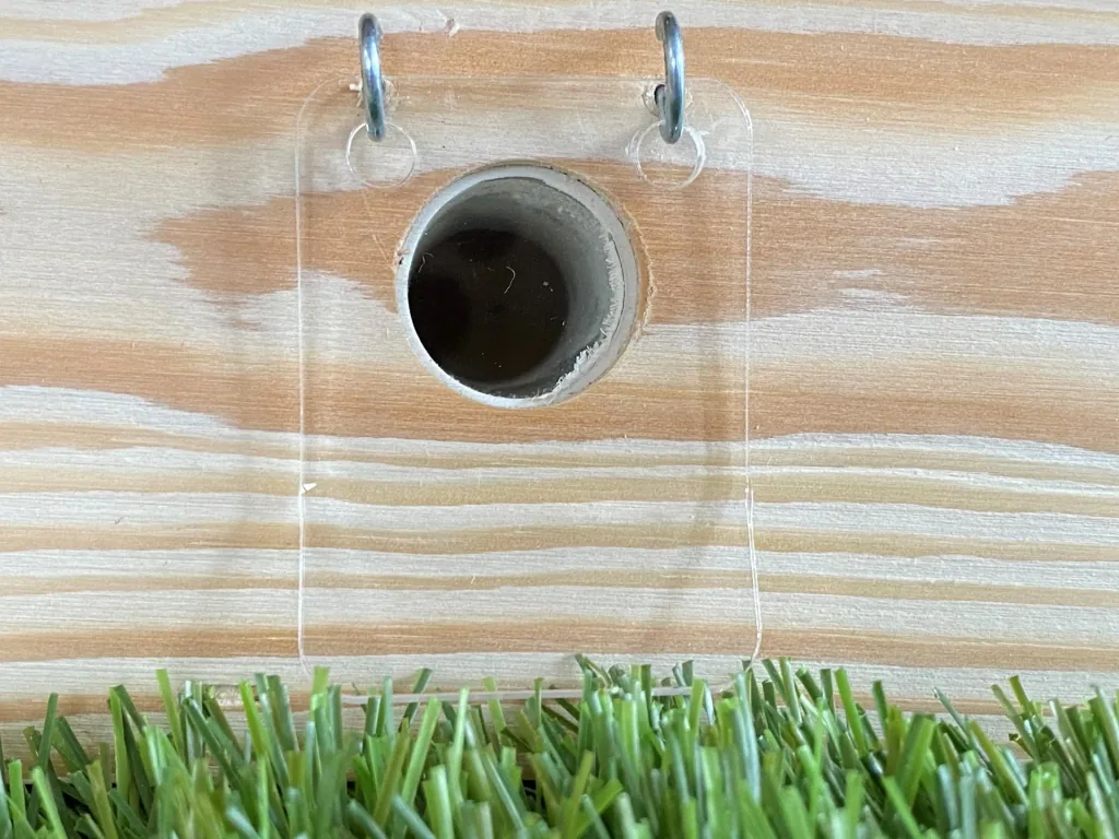 Wax moth barrier for bumblebee houses